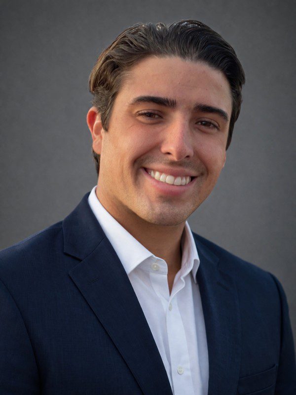 Brandon Flores, Texas rebate realtor